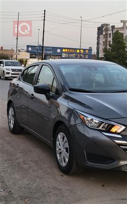 نيسان فيرسا